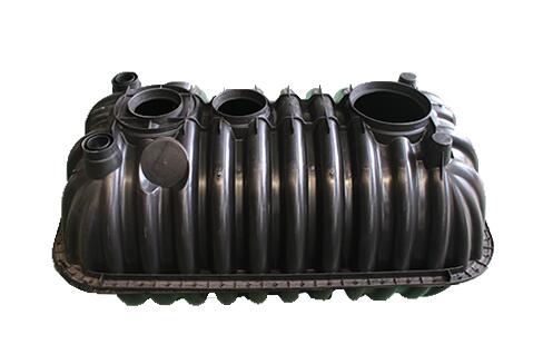 家用塑料化糞池如何的做成？