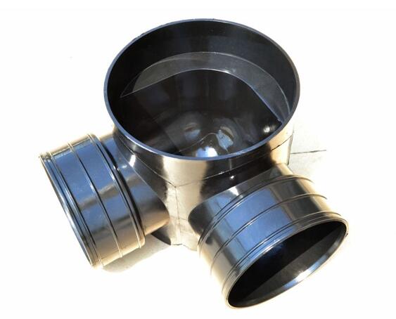 室內(nèi)的排水管如何接入塑料檢查井？